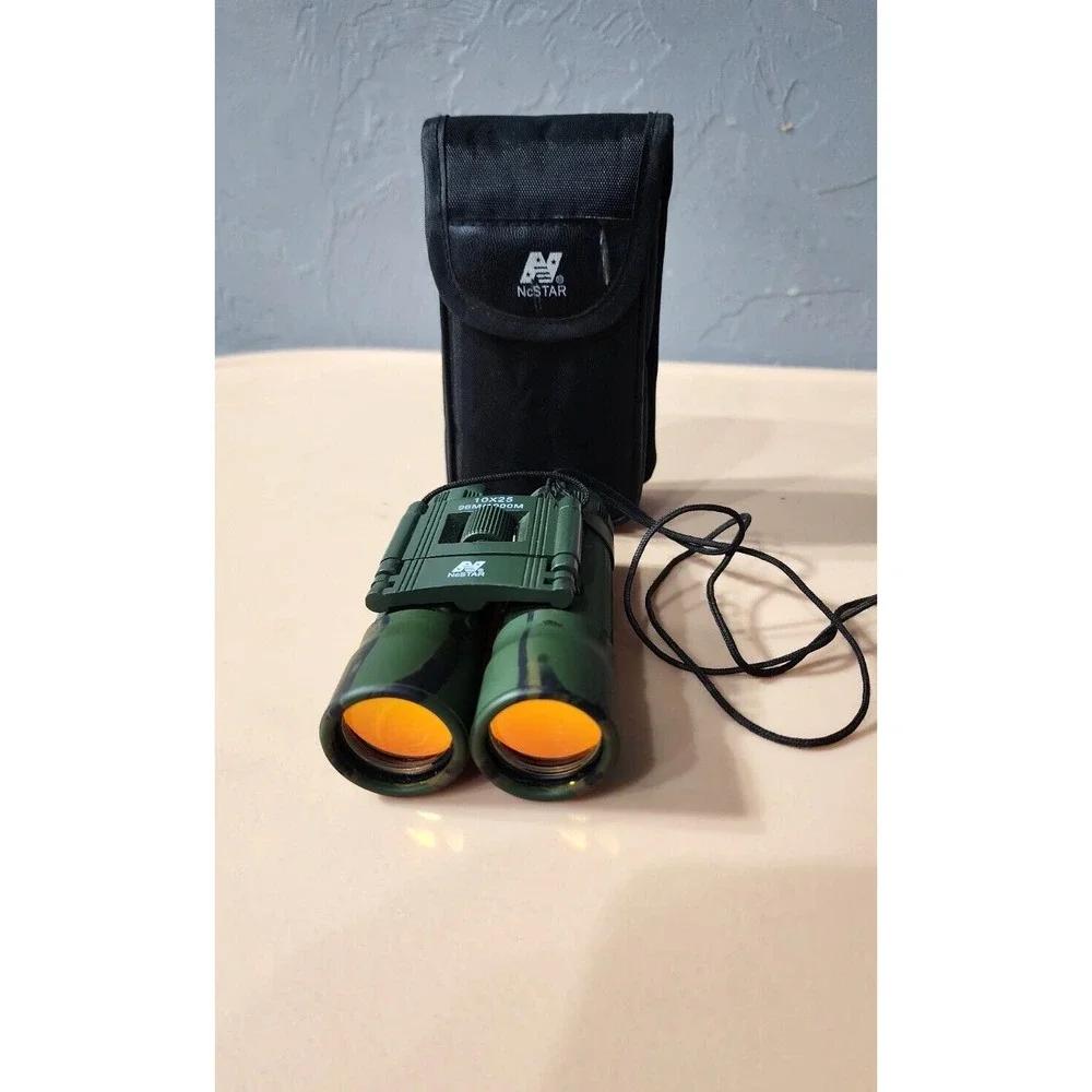 Vintage Focal 10x25 Binoculars 96Mft/1000 Yards w/Case Made in‎ Japan